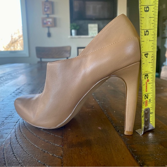 Anne Taylor Leather booties - Picture 5 of 5